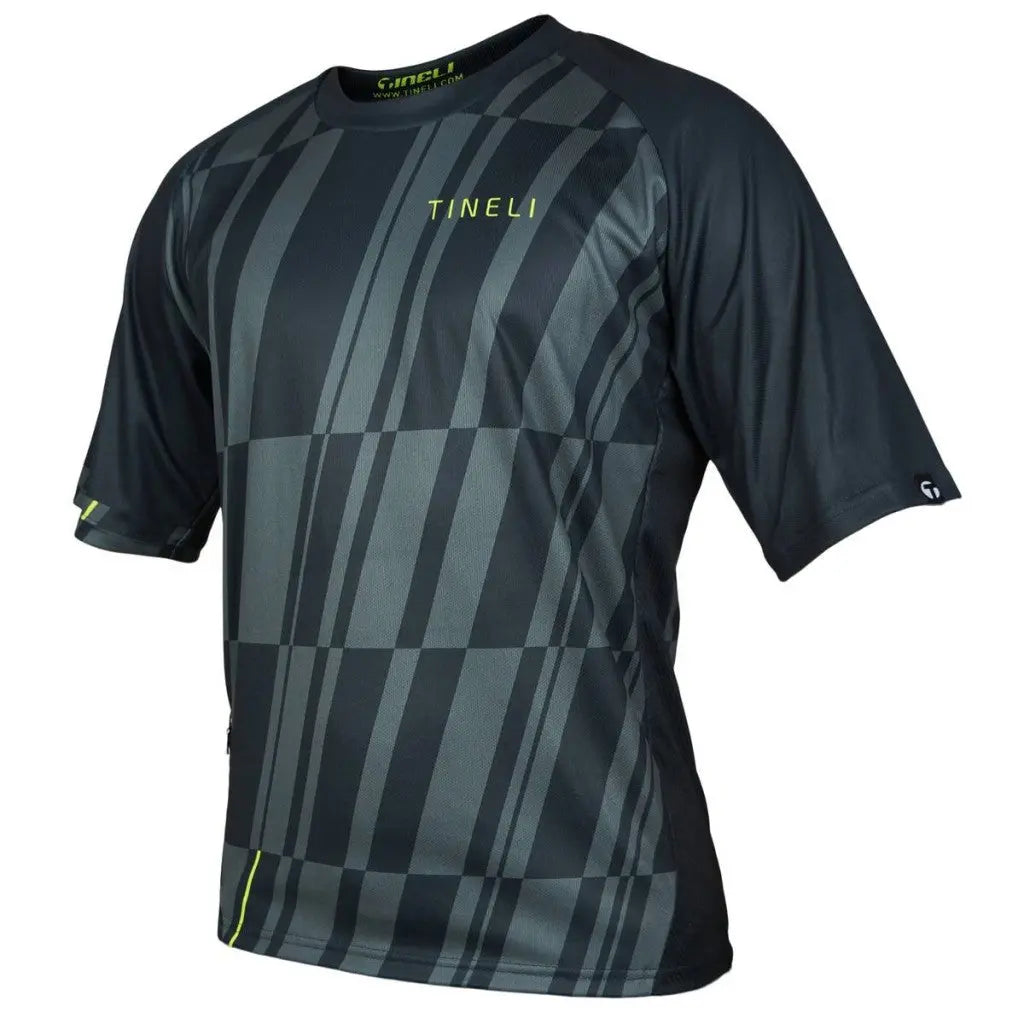 Vibrant Code Trail Jersey in a relaxed Enduro fit, crafted from rugged QuickDry fabric with double-stitched hems and a zipped hip pocket.