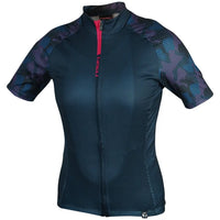 Women's Wiley Jersey in a sleek, fresh design with breathable Vent waffle fabric and aerodynamic waffle sleeves.