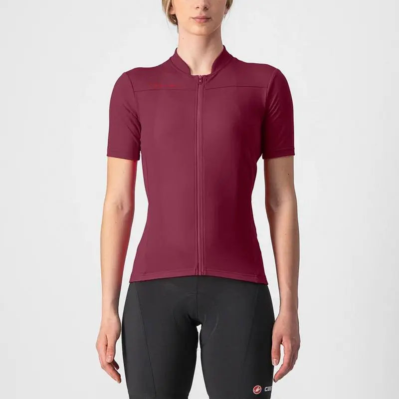 Vibrant Castelli Anima 3 Women's Jersey in a solid color, showcasing a sleek fit, drop-tail pockets, and reflective piping.