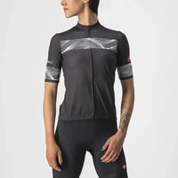 Elegant women’s Castelli Fenice Jersey with a striking stripe across the chest, showcasing textured, breathable fabrics.