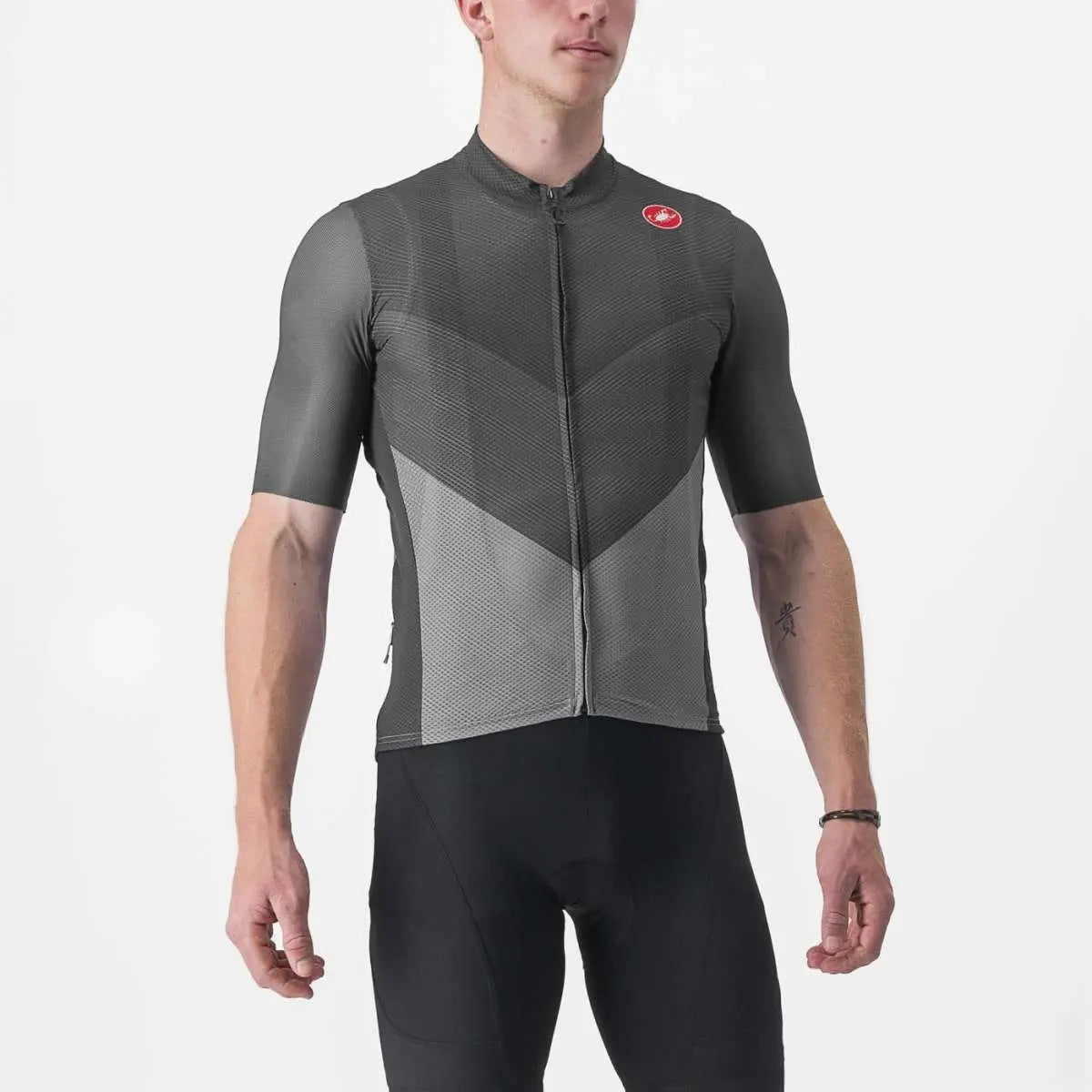 Vibrant Castelli Endurance Pro 2 Jersey in a sleek, aerodynamic design, perfect for long rides with stretchy, breathable fabric.