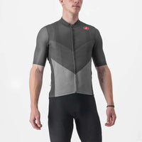 Vibrant Castelli Endurance Pro 2 Jersey in a sleek, aerodynamic design, perfect for long rides with stretchy, breathable fabric.