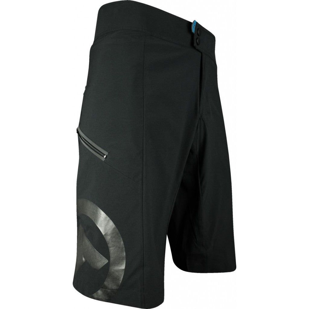 Durable MTB trail shorts in lightweight, stretchy fabric, featuring zipped leg pockets and a secure double-dome waist closure.