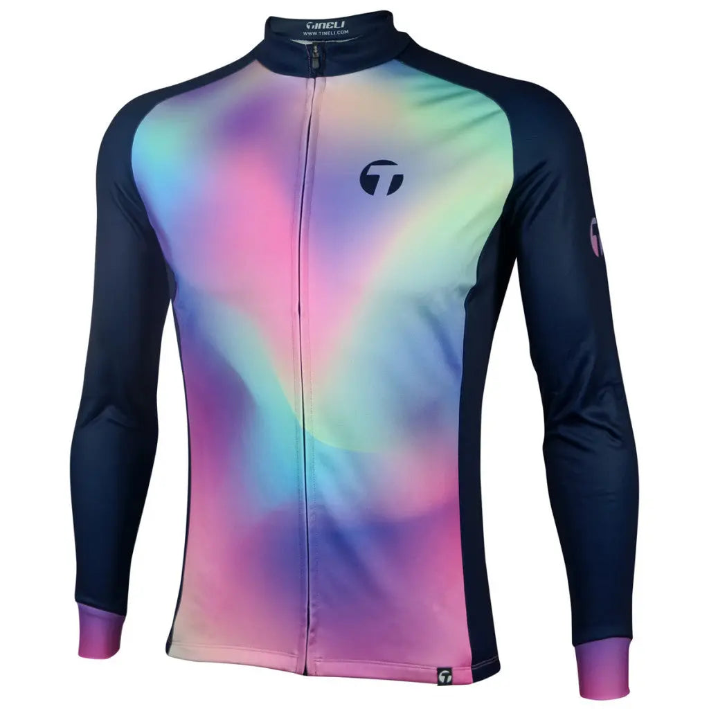 Cozy and durable Women's Aurora Intermediate Jacket in a sleek design, featuring weatherproof fabric and reflective details for winter rides.